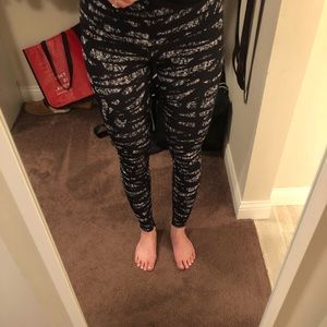 Lululemon Wunder Under Pant (hi-rise)